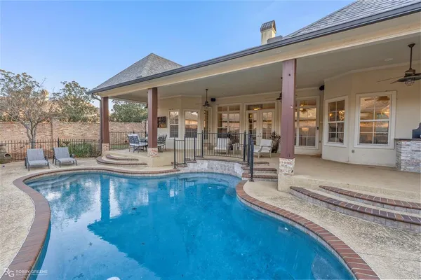 $1,195,000 | 200 Evangeline Walk, Bossier City, LA 71111