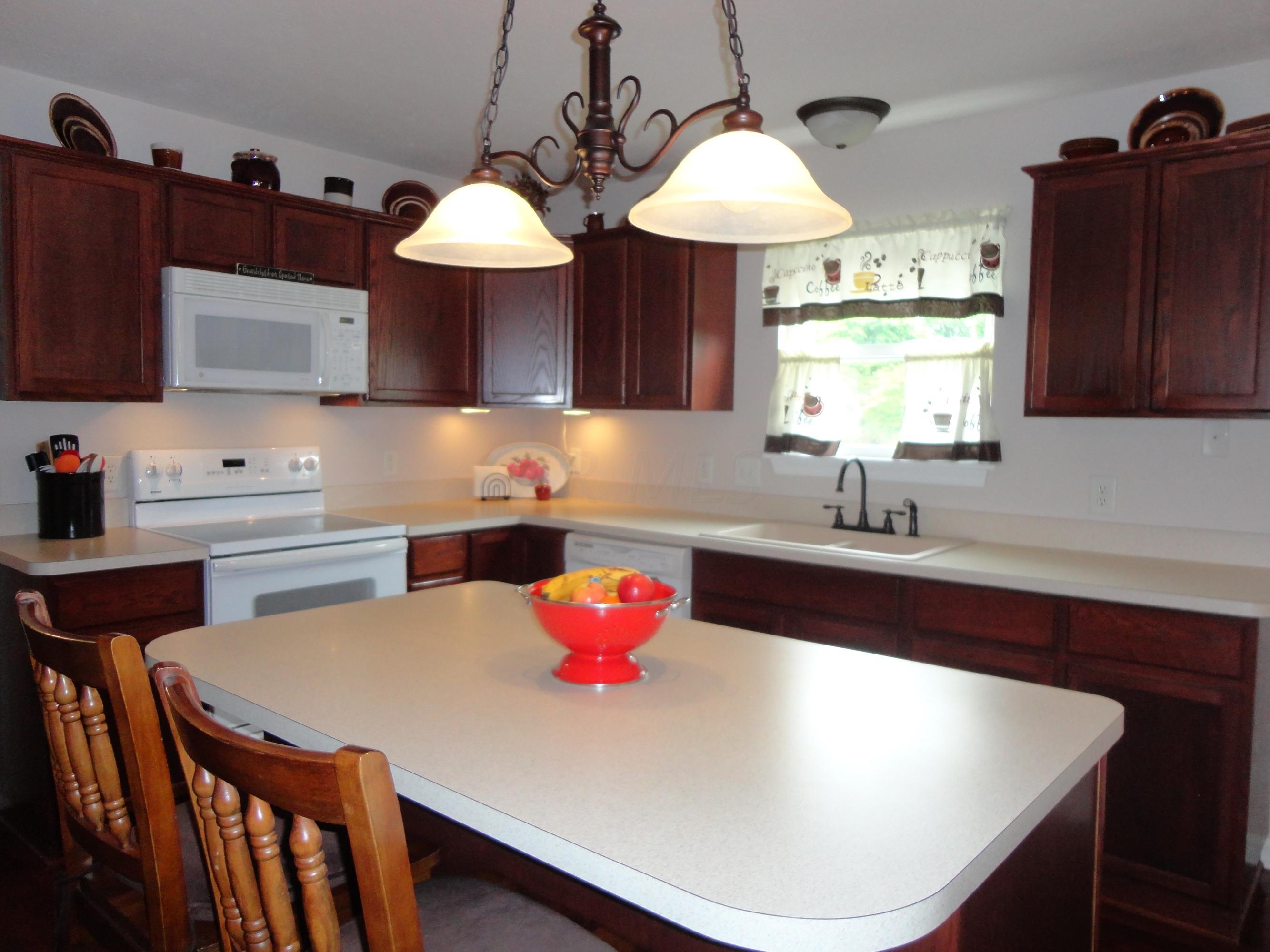 2800 West Point Road Southeast Lancaster, OH 43130 - Photo 8 of 23