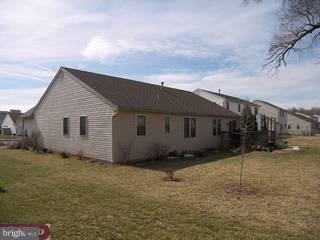 4561 Green Tree Road Reading, PA 19606 - Photo 2 of 6 Gallery Image 2