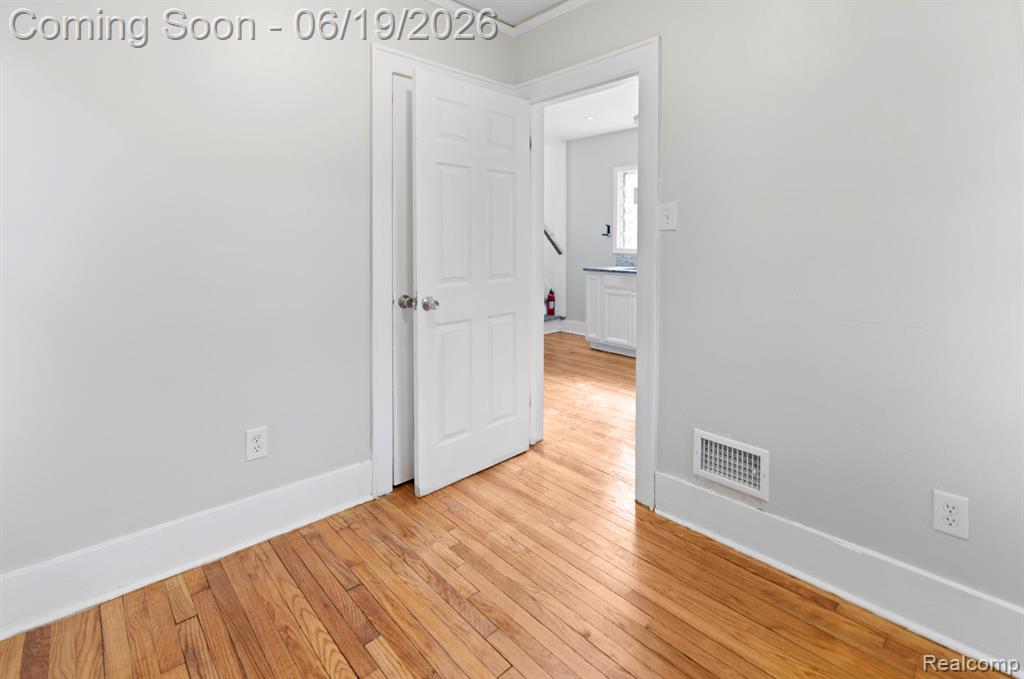 74 Pine Street River Rouge, MI 48218 - Photo 13 of 25