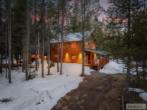 $1,395,000 | 4265 Morrison Street, Island Park, ID 83429