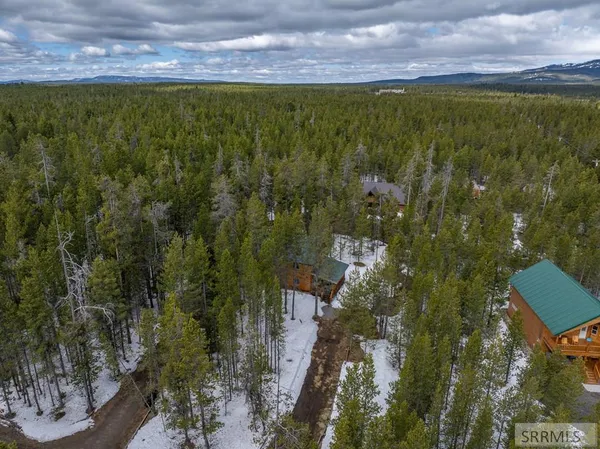 $1,395,000 | 4265 Morrison Street, Island Park, ID 83429