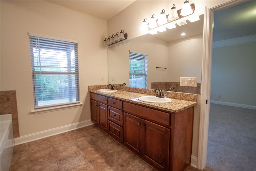 3919 Eagle Ridge Lane Opelika, AL 36801 - Photo 30 of 41 Gallery Image 30