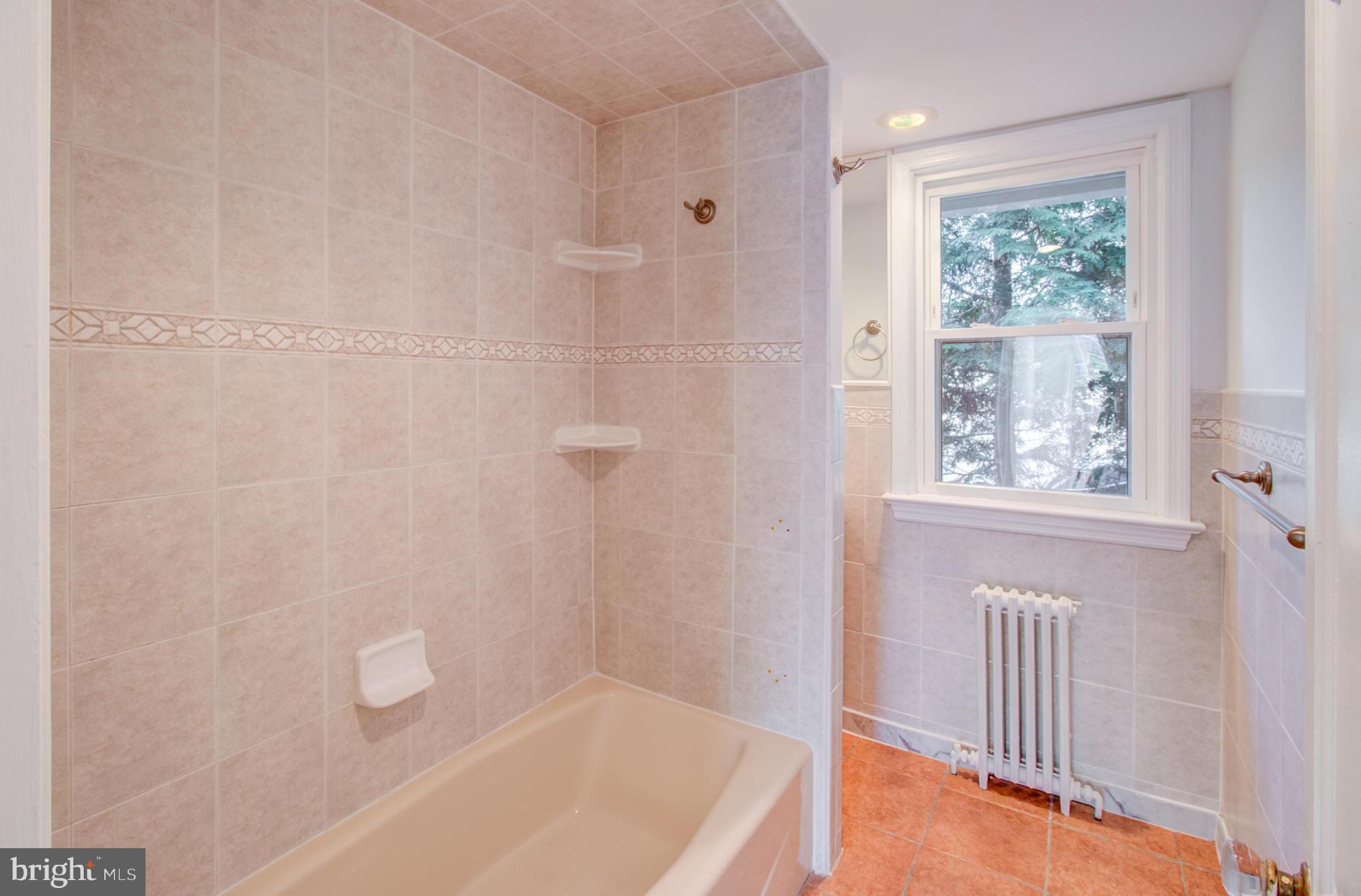 955 Alexander Road Princeton Junction, NJ 08550 - Photo 11 of 38 Main Level Bath
