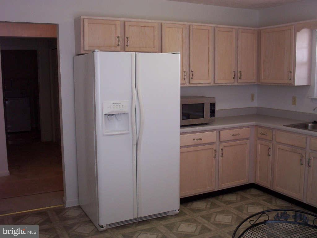 204 Ridgecrest Court Winchester, VA 22602 - Photo 11 of 13 Interior (General)