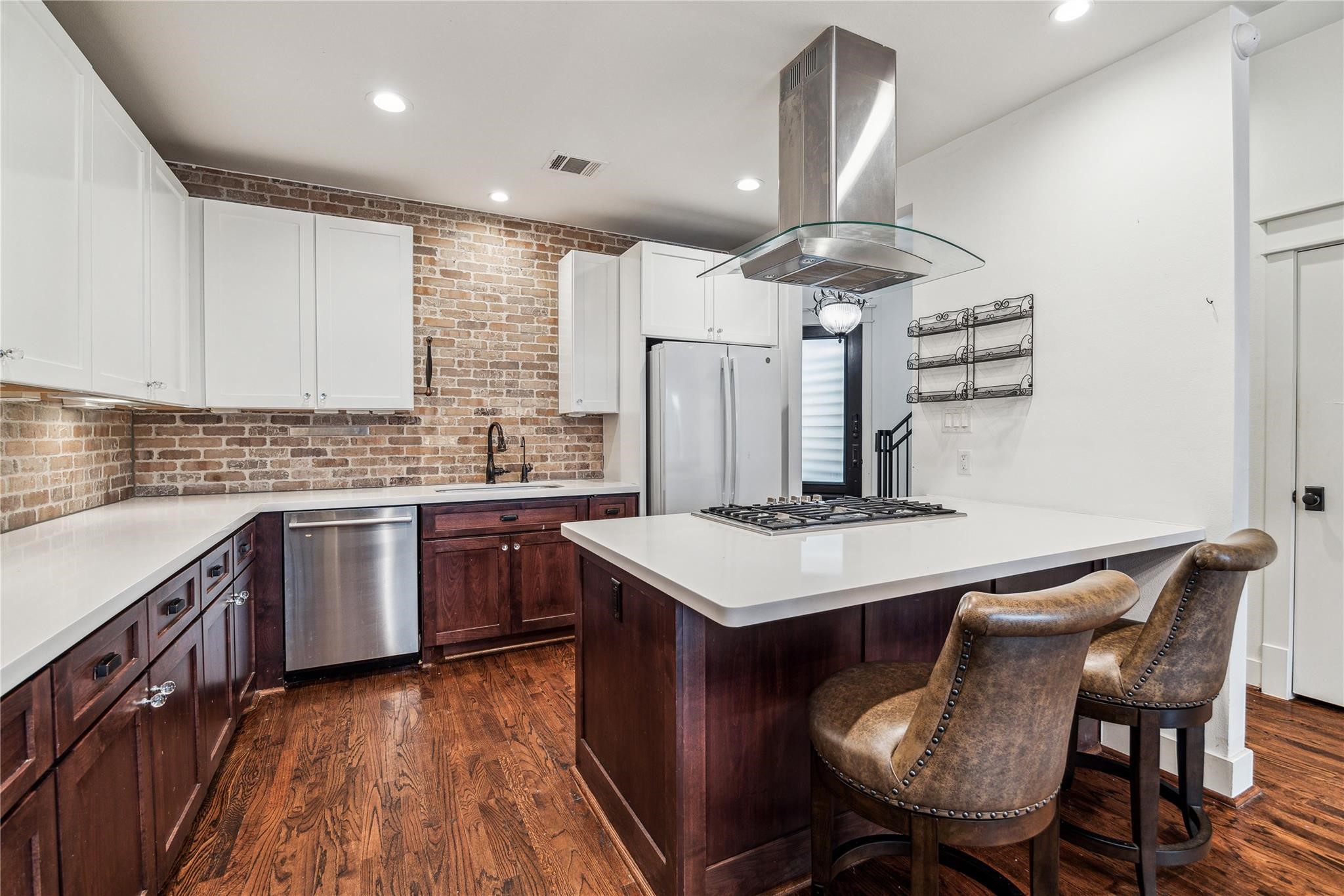 204 Knox Street Houston, TX 77007 - Photo 3 of 16