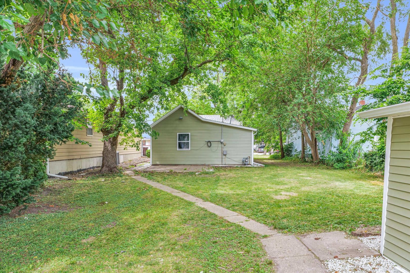 708 East Sangamon Avenue Rantoul, IL 61866 - Photo 23 of 28 Gallery Image 23