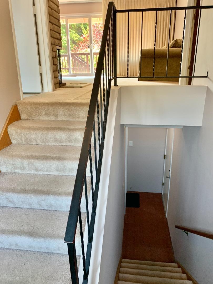 1291 Park Pacifica Avenue Pacifica, CA 94044 - Photo 4 of 18 a view of entryway