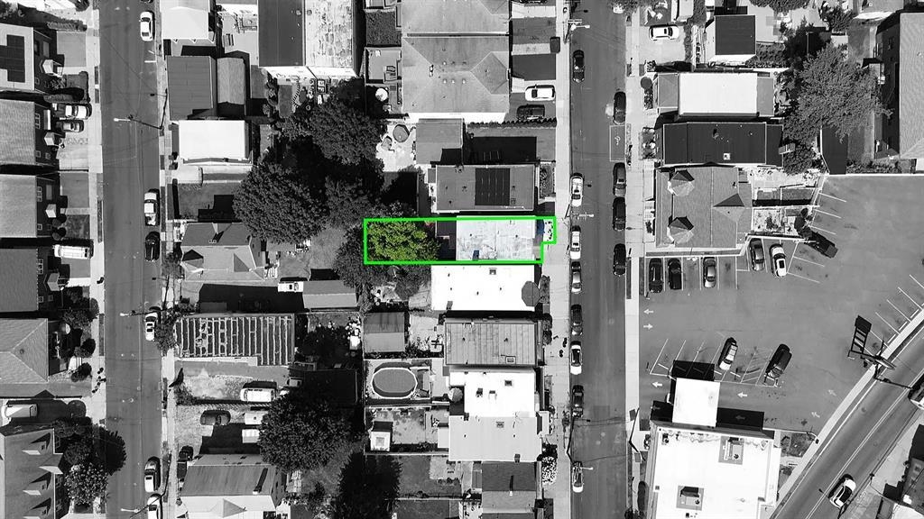 426 Hancock Place Fairview, NJ 07022 - Photo 13 of 14 a picture of a city with lots of buildings