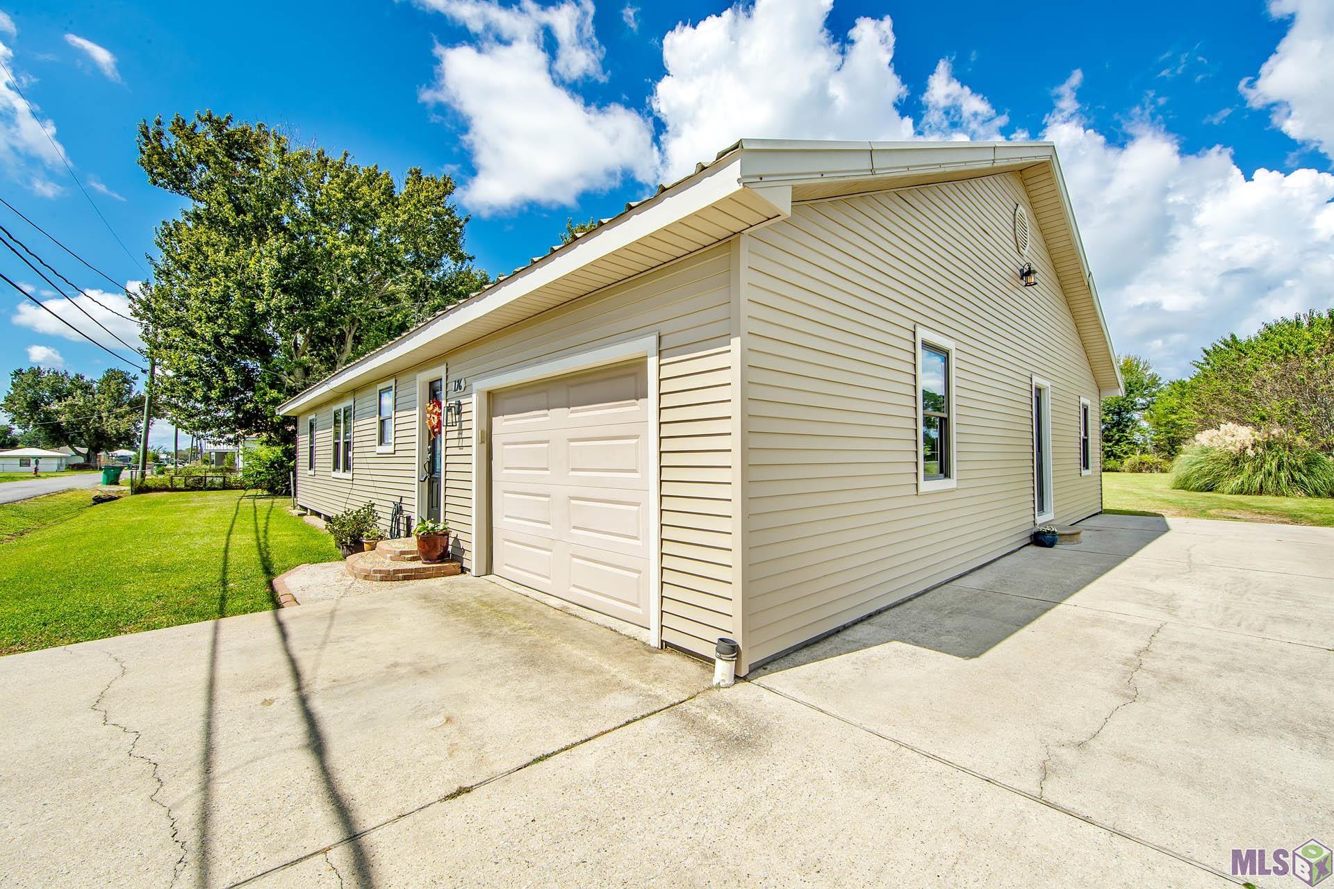 176 St Joseph Street Raceland, LA 70394 - Photo 2 of 17