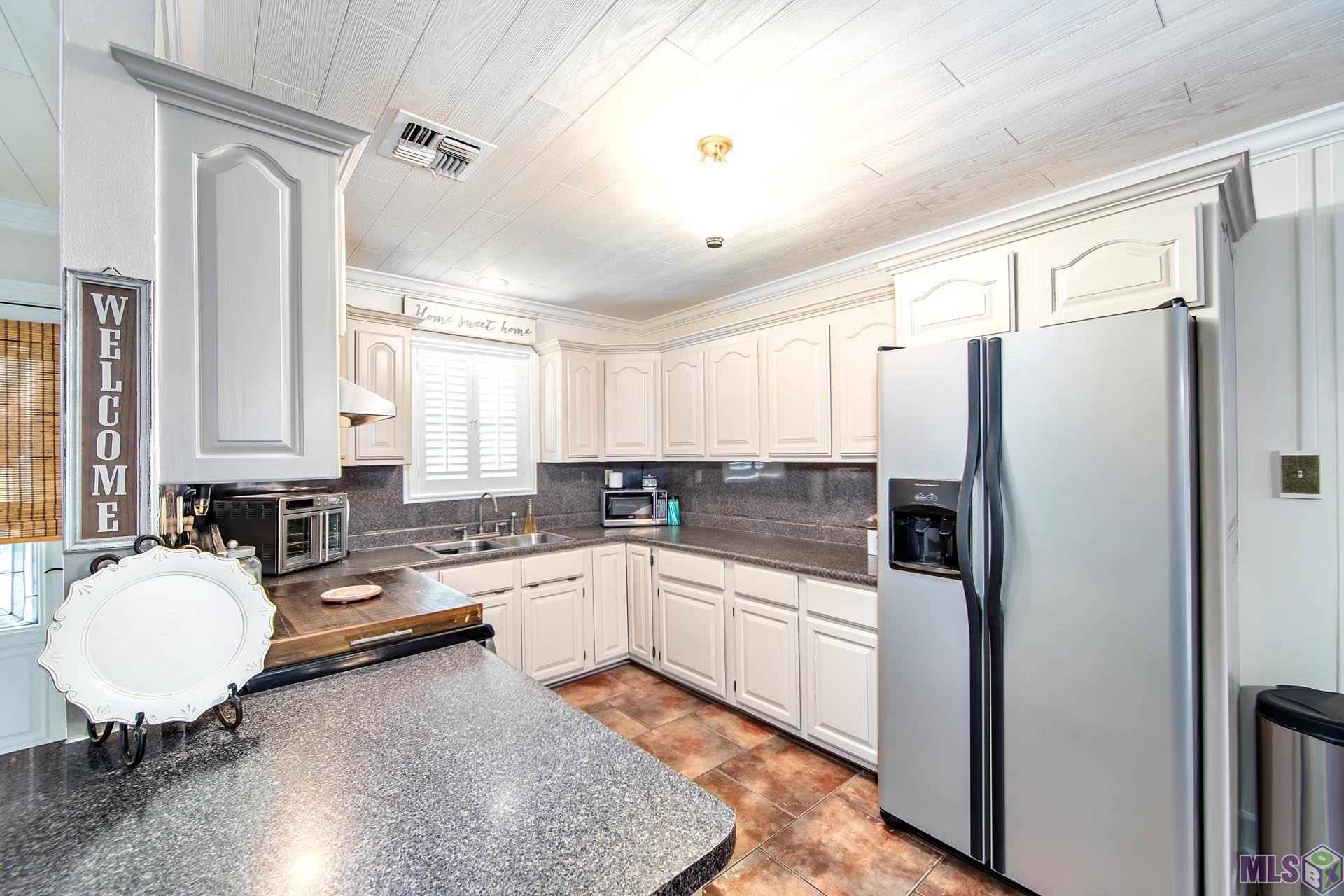 176 St Joseph Street Raceland, LA 70394 - Photo 9 of 17