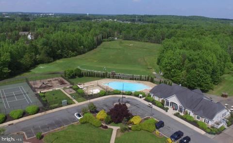 422 Patriots Way Elkton, MD 21921 - Photo 3 of 34