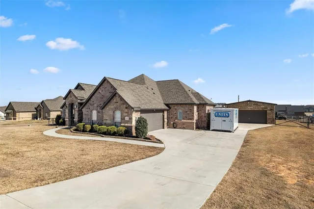 $550,000 | 121 Bluff Ridge Court, Paradise, TX 76073