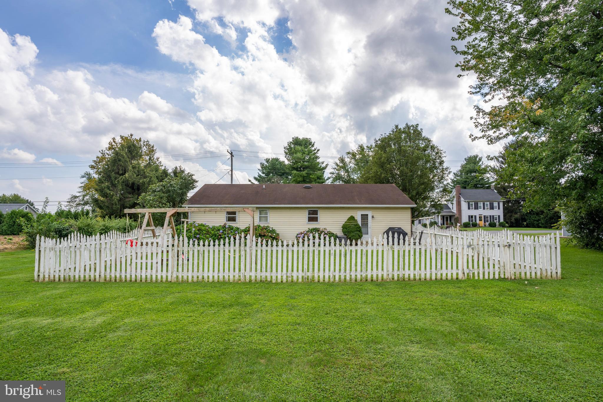 880 Hossler Road Manheim, PA 17545 - Photo 18 of 45