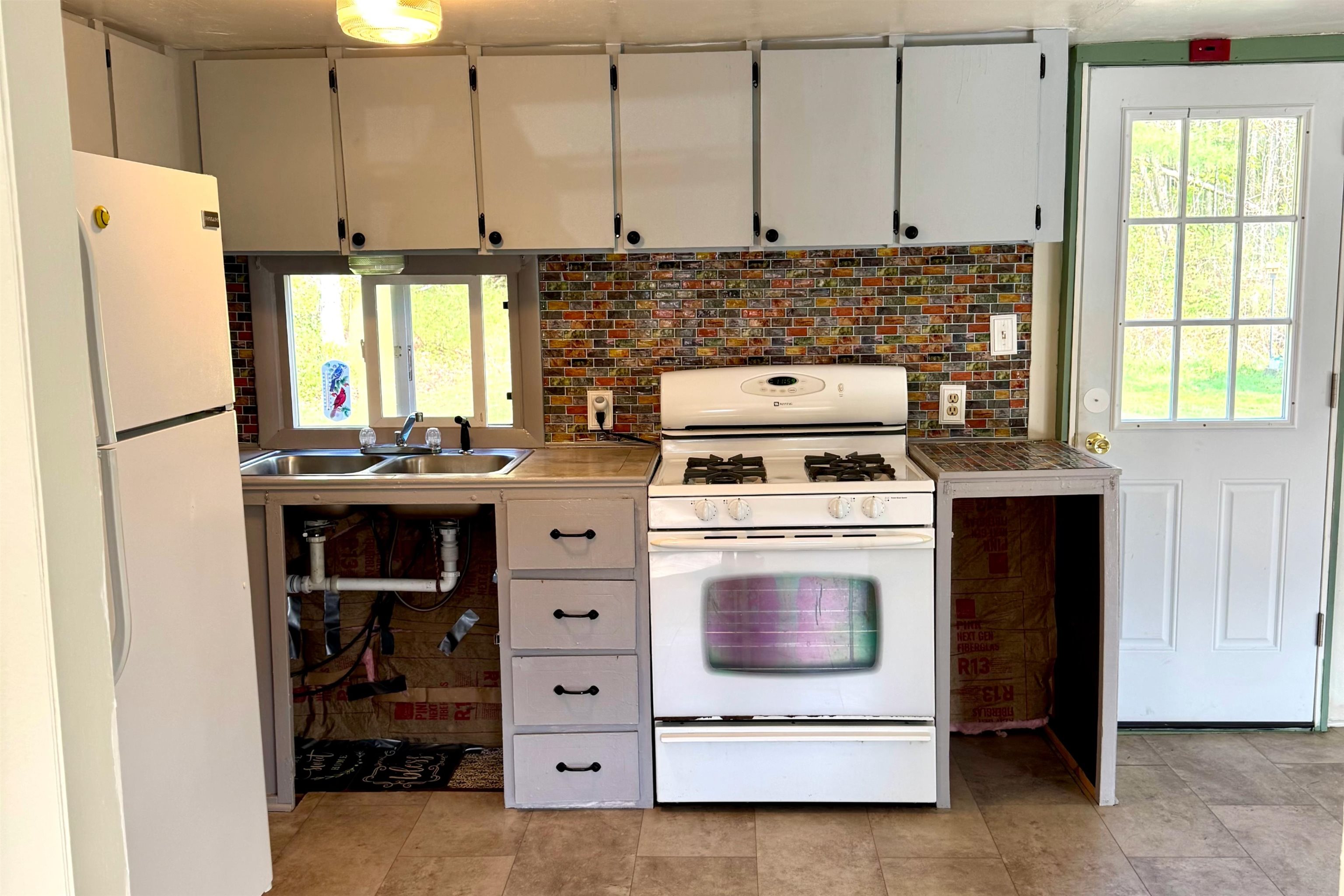 201 Parade Road Meredith, NH 03253 - Photo 12 of 25