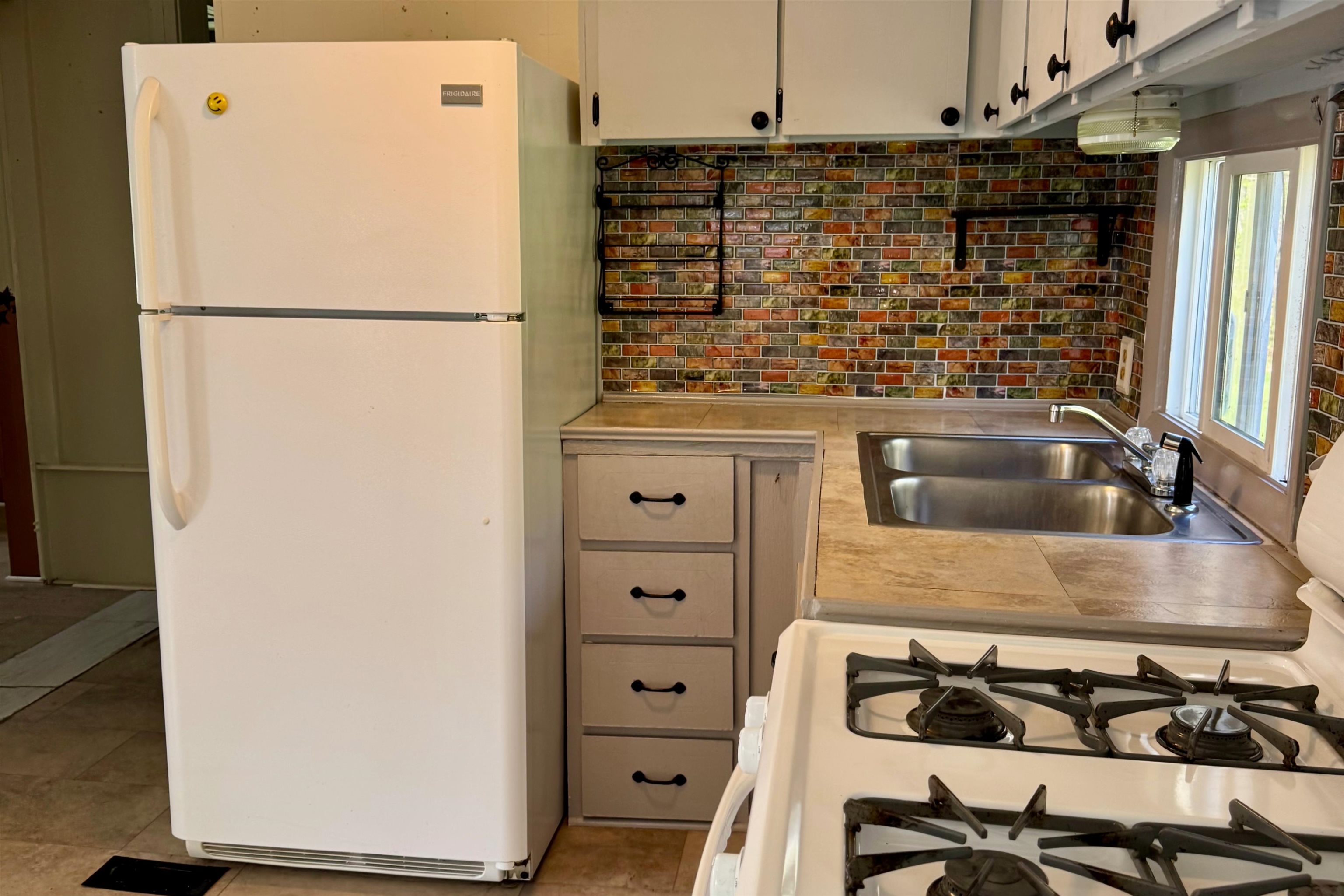 201 Parade Road Meredith, NH 03253 - Photo 13 of 25