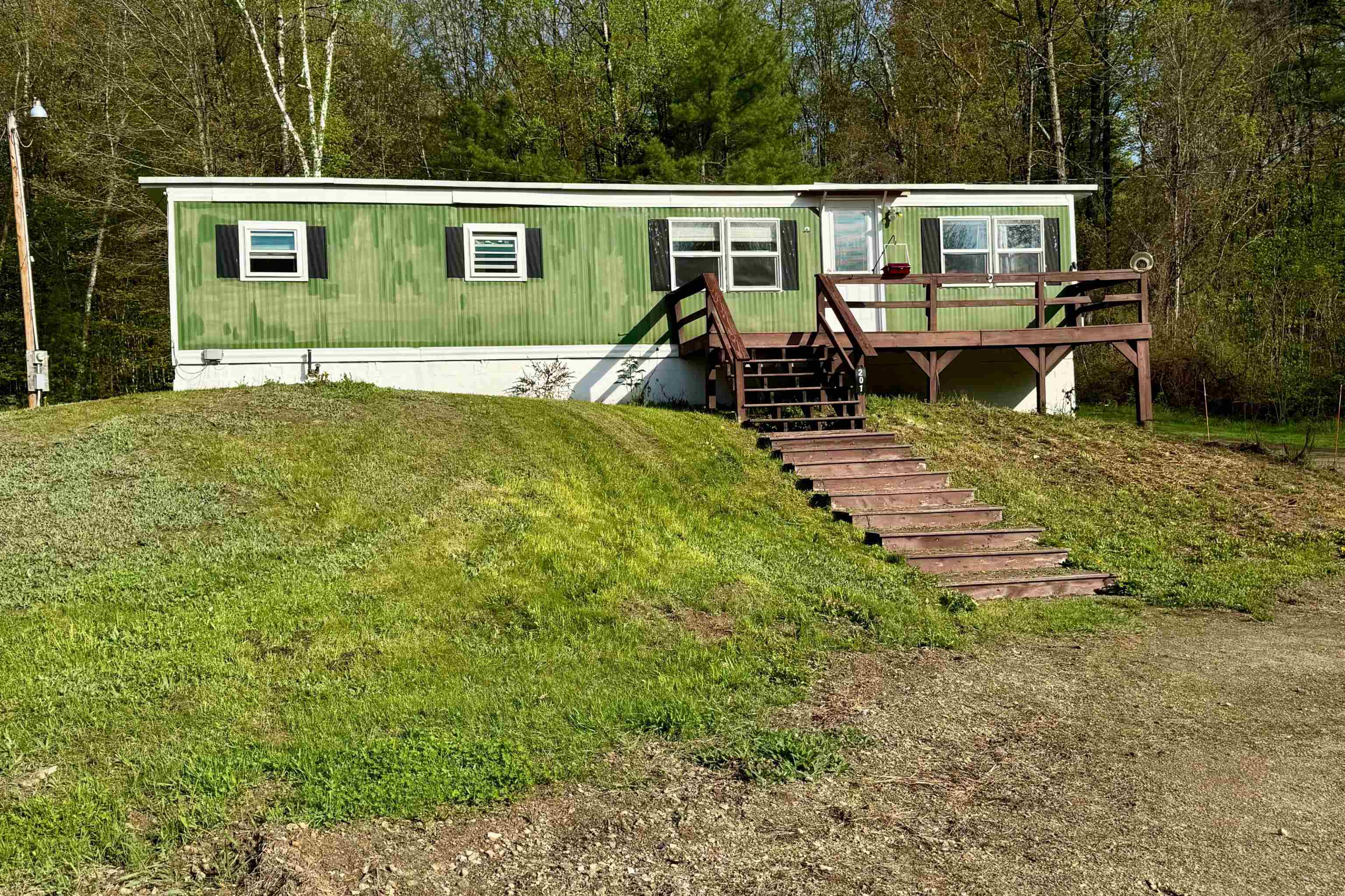 201 Parade Road Meredith, NH 03253 - Photo 2 of 25