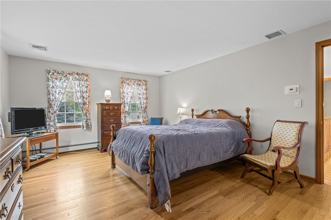 157 Tara Lane Woonsocket, RI 02895 - Photo 18 of 33