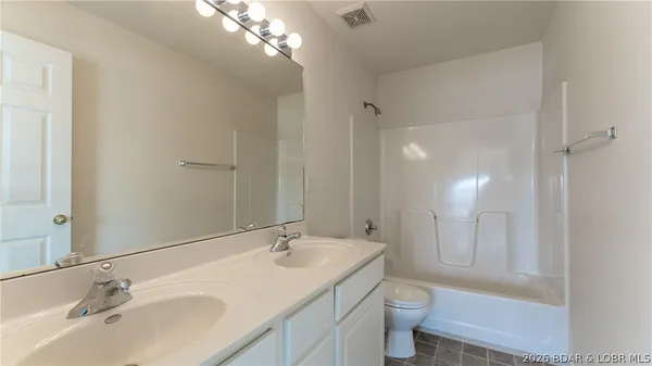 $320,000 | 316 Cedar Heights Drive, Unit 4C, Camdenton, MO 65020