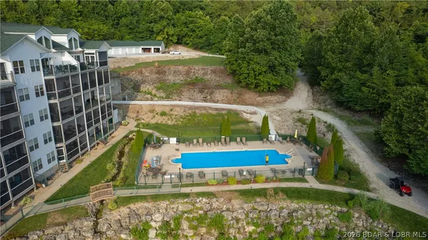 $320,000 | 316 Cedar Heights Drive, Unit 4C, Camdenton, MO 65020