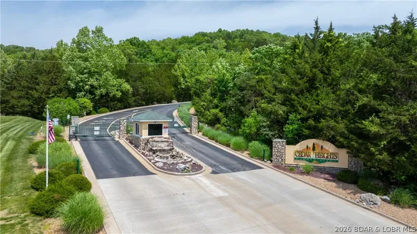 $320,000 | 316 Cedar Heights Drive, Unit 4C, Camdenton, MO 65020