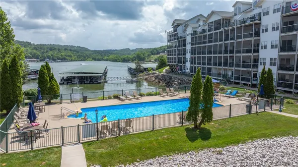 $320,000 | 316 Cedar Heights Drive, Unit 4C, Camdenton, MO 65020