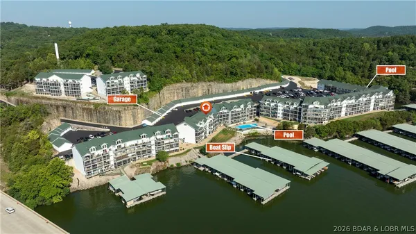 $320,000 | 316 Cedar Heights Drive, Unit 4C, Camdenton, MO 65020