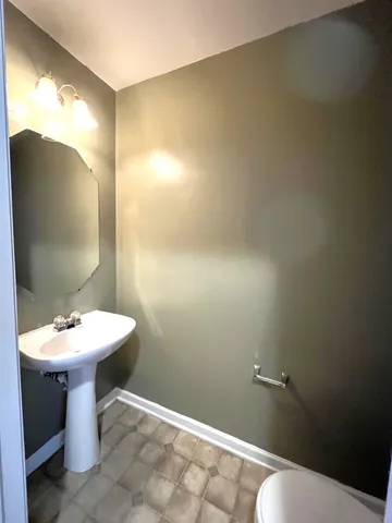 $1,750 | 5170 Hickory Hollow Parkway, Unit 246, Antioch, TN 37013