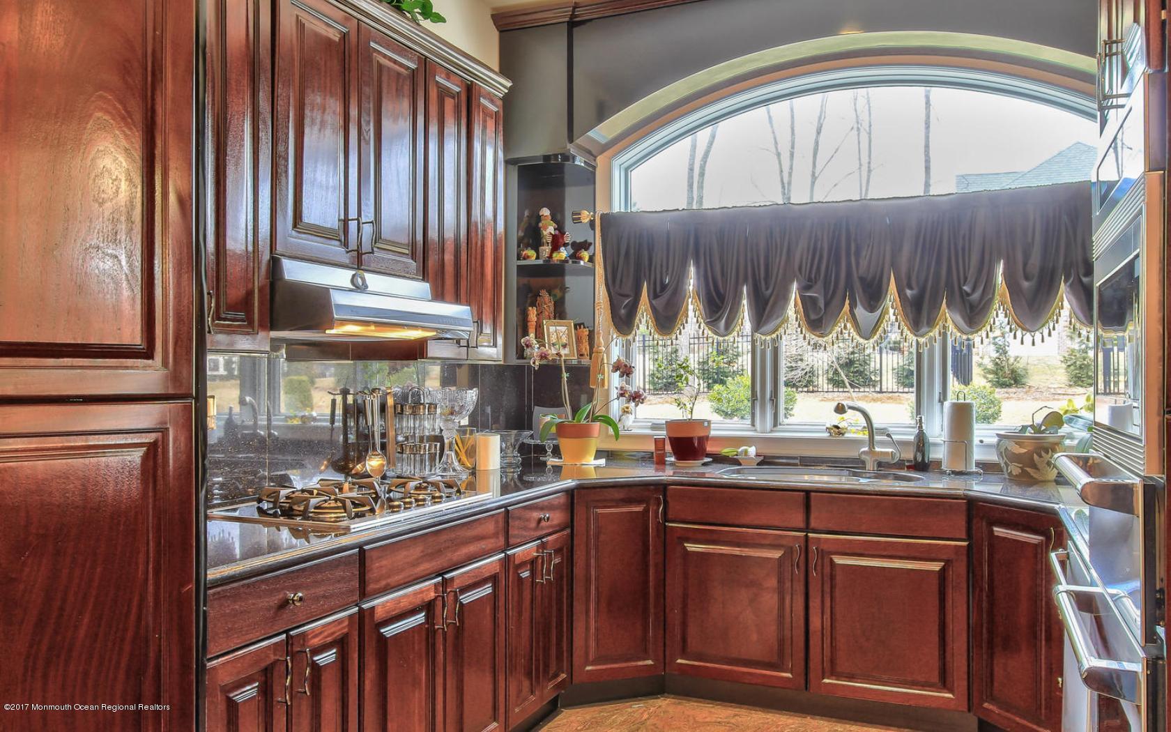 15 Mockingbird Drive Colts Neck, NJ 07722 - Photo 16 of 42 29