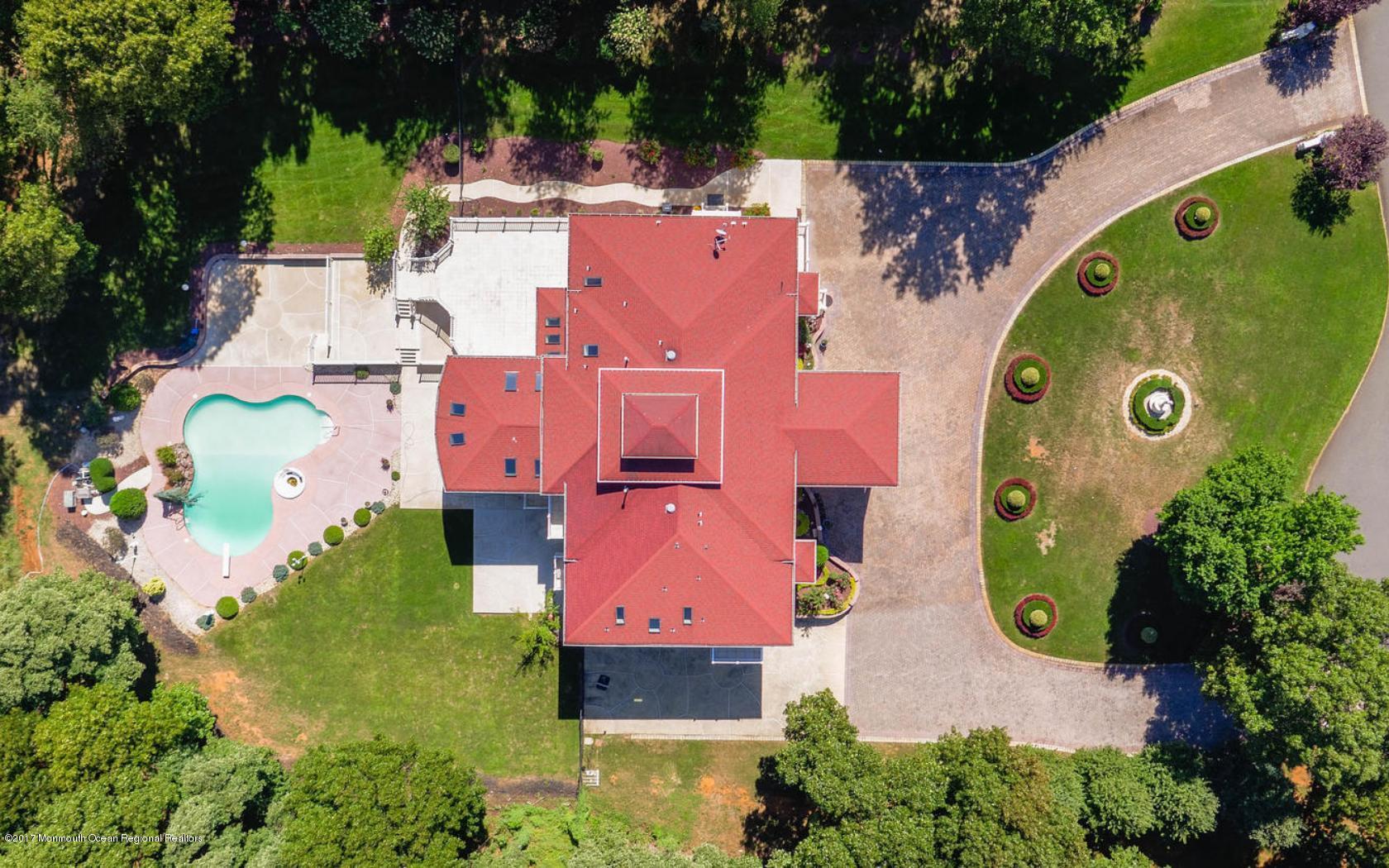 15 Mockingbird Drive Colts Neck, NJ 07722 - Photo 39 of 42 62