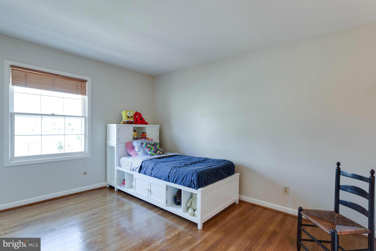 1700 Red Oak Circle Reston, VA 20190 - Photo 17 of 29 Bedroom