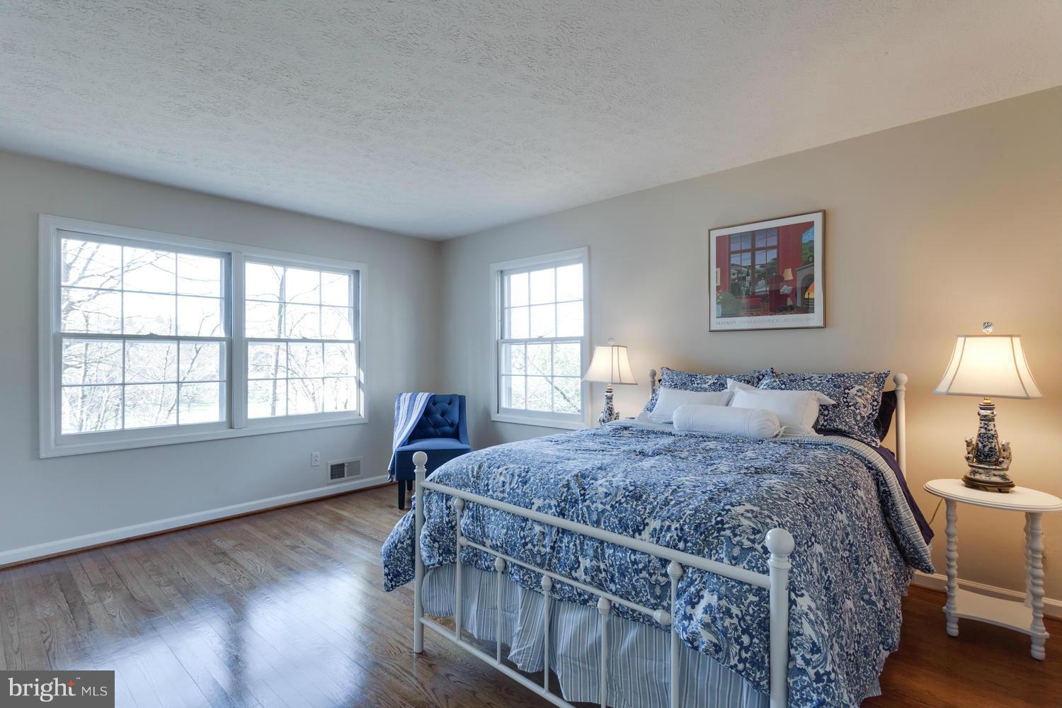 1700 Red Oak Circle Reston, VA 20190 - Photo 19 of 29 Bedroom (Master)