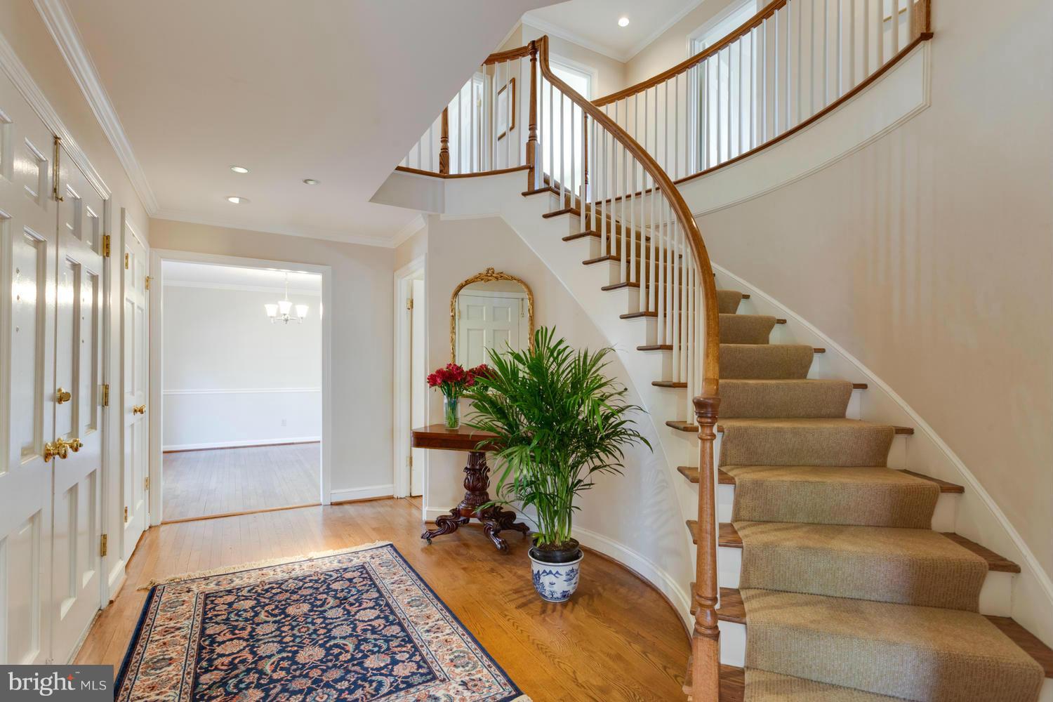 1700 Red Oak Circle Reston, VA 20190 - Photo 3 of 29 Interior (General)