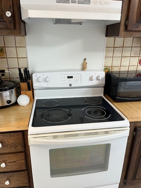 44 Castle Road Attleboro, MA 02703 - Photo 10 of 19