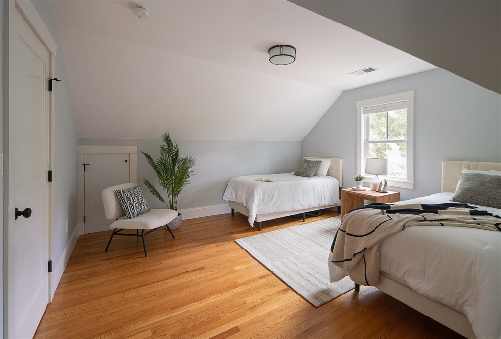 141-143 Oakley Road Belmont, MA 02478 - Photo 21 of 40