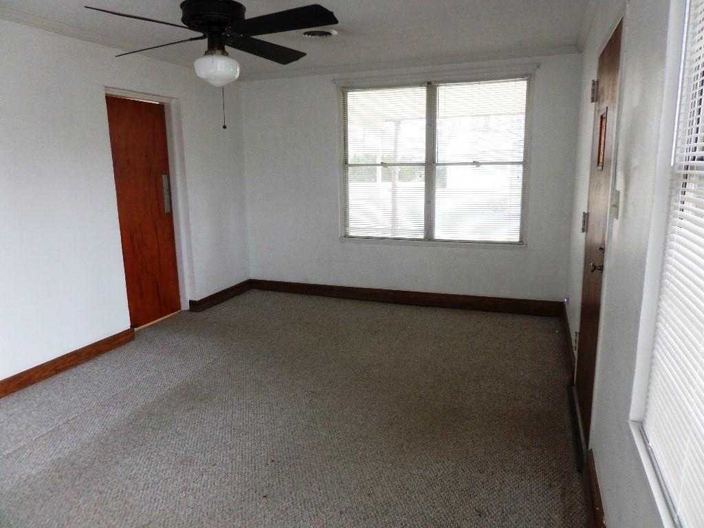 129 Goucher Circle Oak Ridge, TN 37830 - Photo 6 of 14 living3