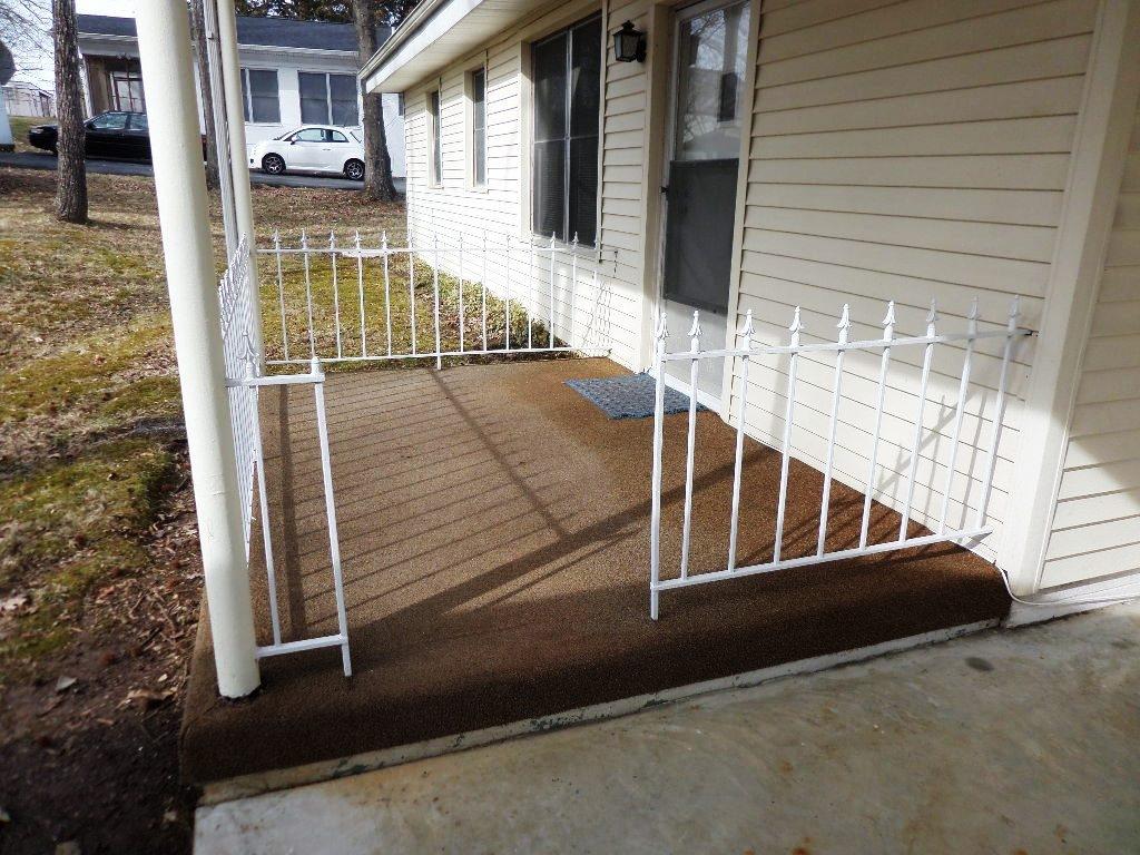 129 Goucher Circle Oak Ridge, TN 37830 - Photo 7 of 14 coveredporch