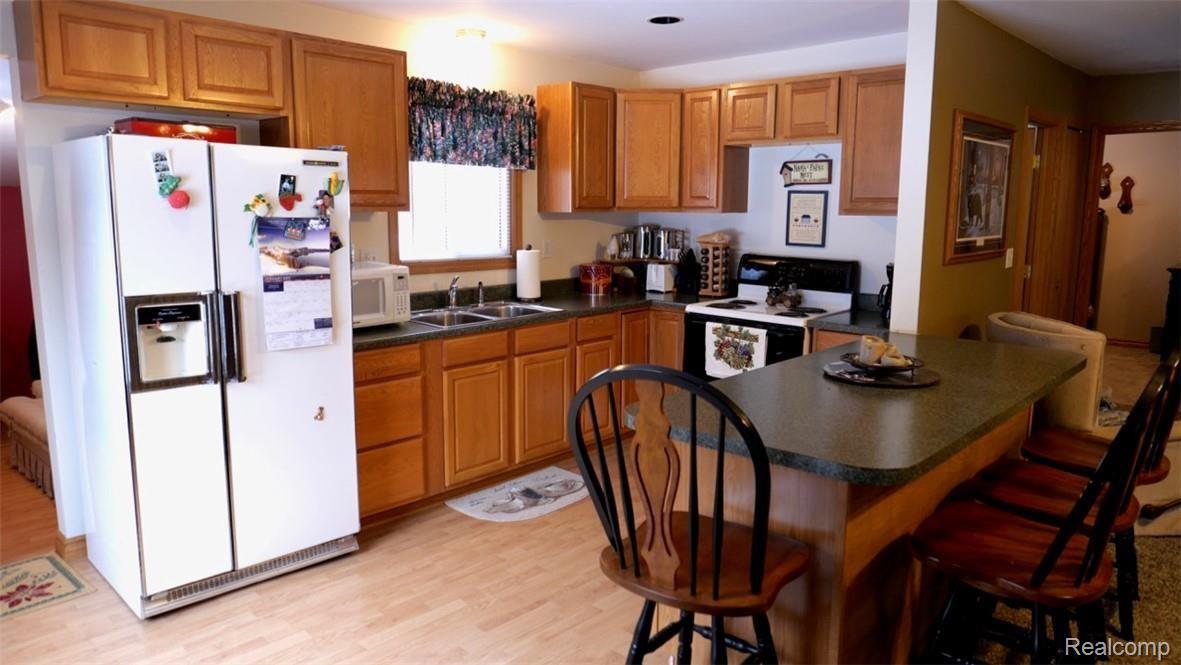 7789 North Sherman Road Frederic, MI 49733 - Photo 7 of 16 7789 Sherman Rd - 7.jpg