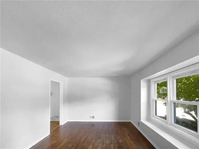 $240,000 | 15405 East 40th Street South, Independence, MO 64055