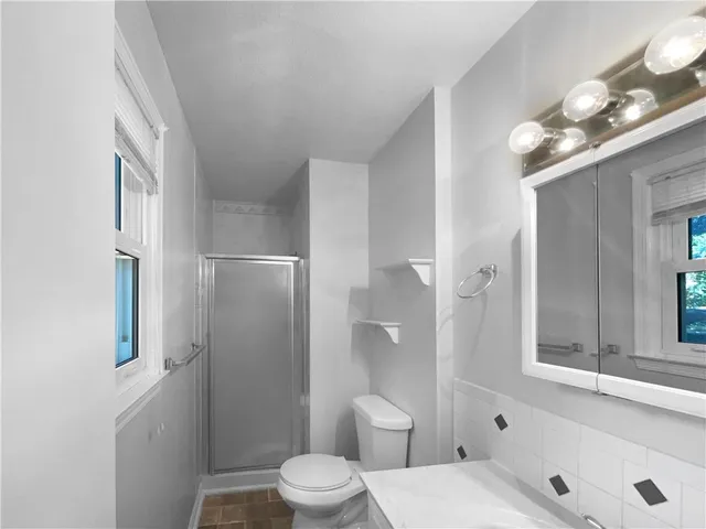 $240,000 | 15405 East 40th Street South, Independence, MO 64055