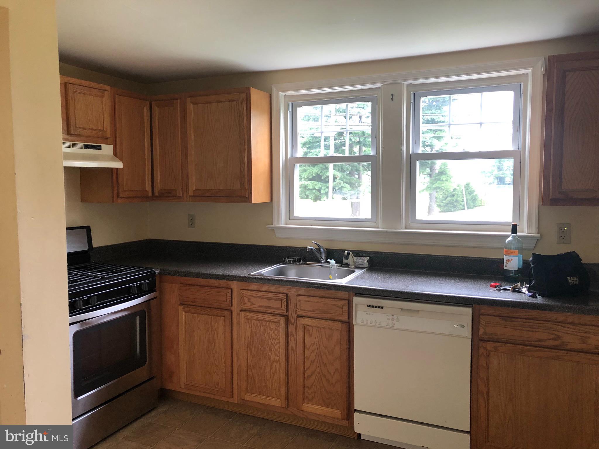 1503 Beverly Road Burlington, NJ 08016 - Photo 2 of 6 Gallery Image 2