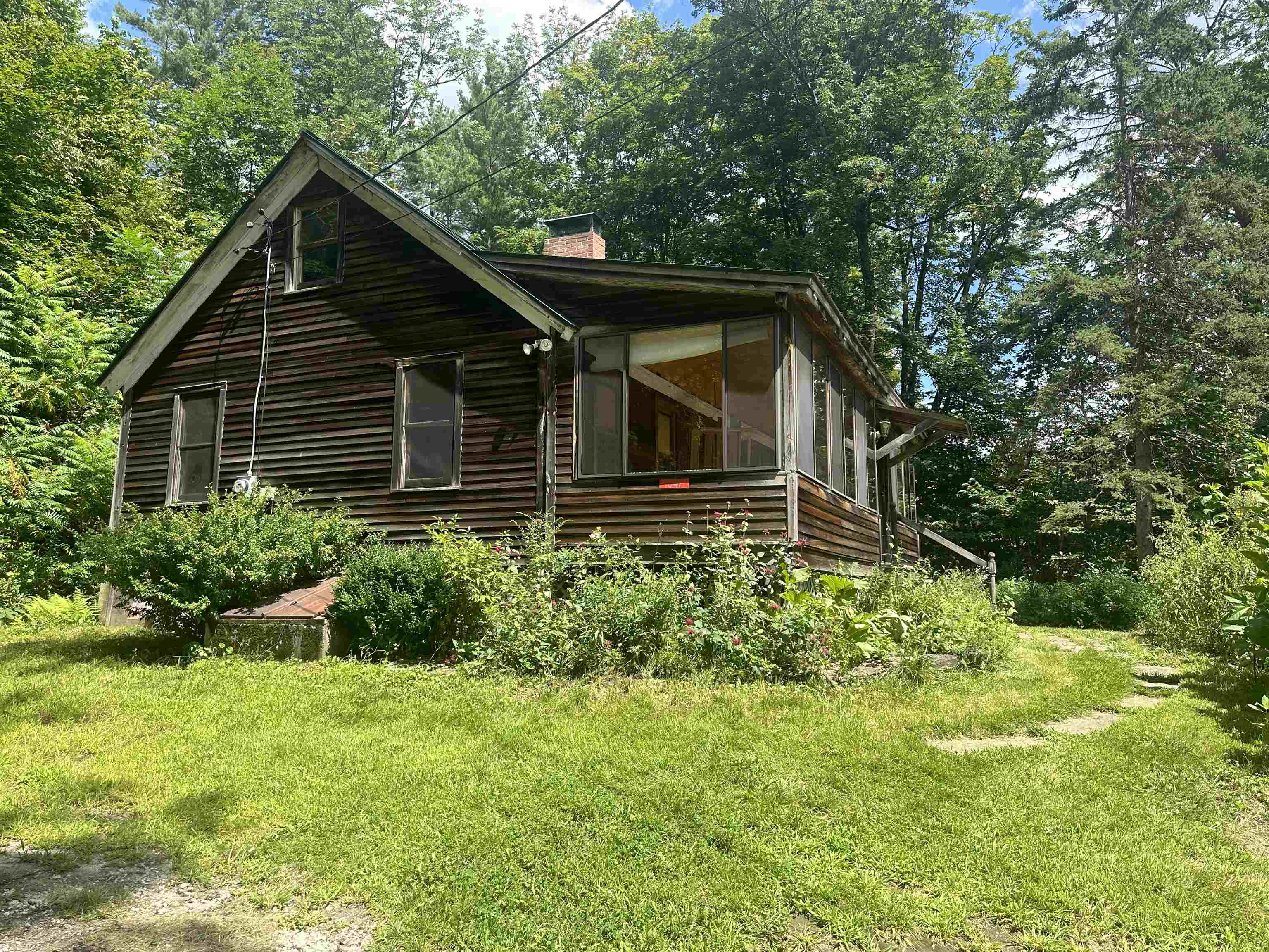1047 Kenyon Hill Road Sharon, VT 05068 - Photo 2 of 18 Gallery Image 2