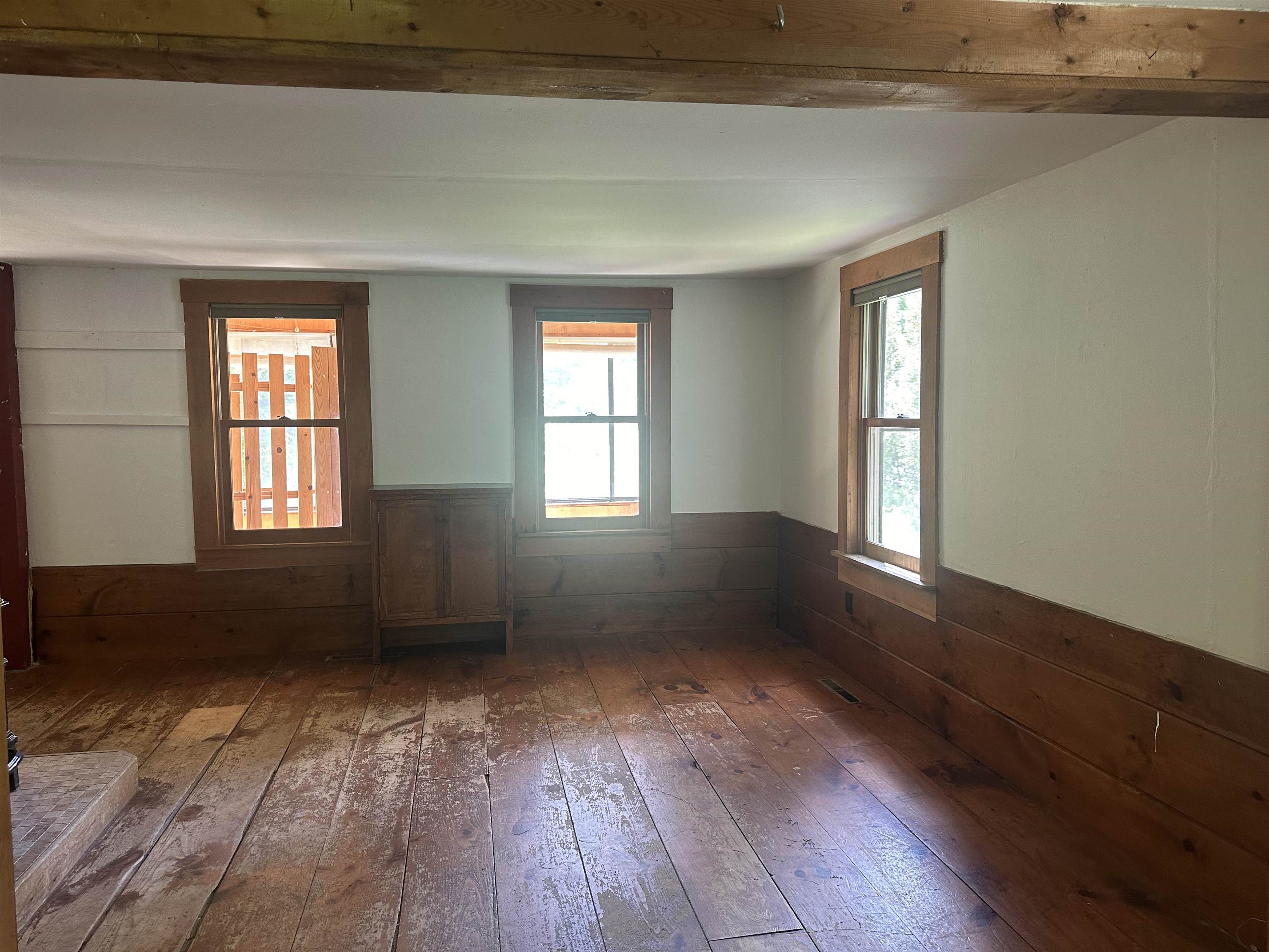 1047 Kenyon Hill Road Sharon, VT 05068 - Photo 5 of 18 Gallery Image 5