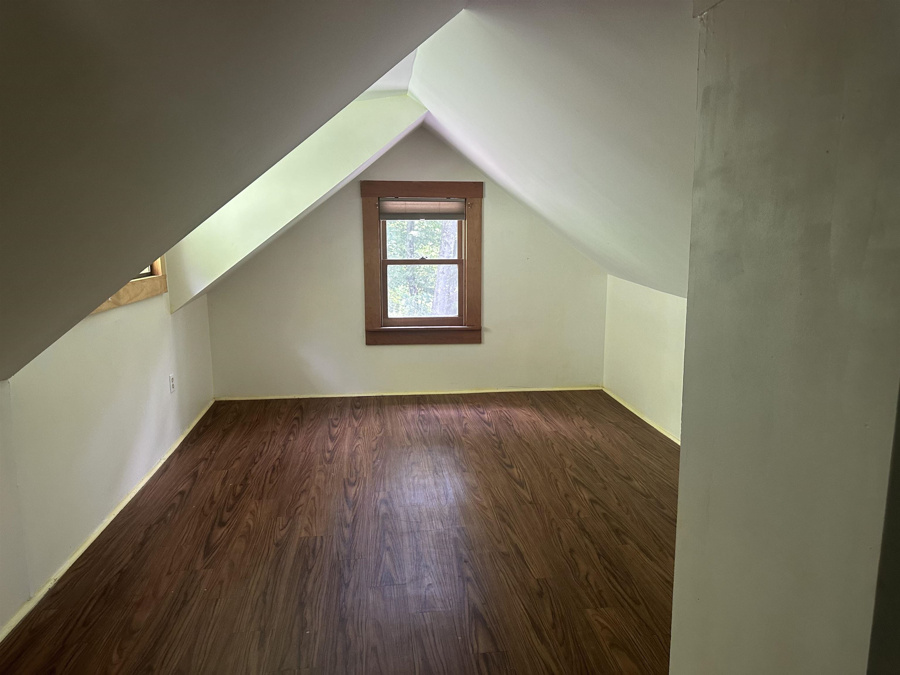 1047 Kenyon Hill Road Sharon, VT 05068 - Photo 8 of 18 Gallery Image 8