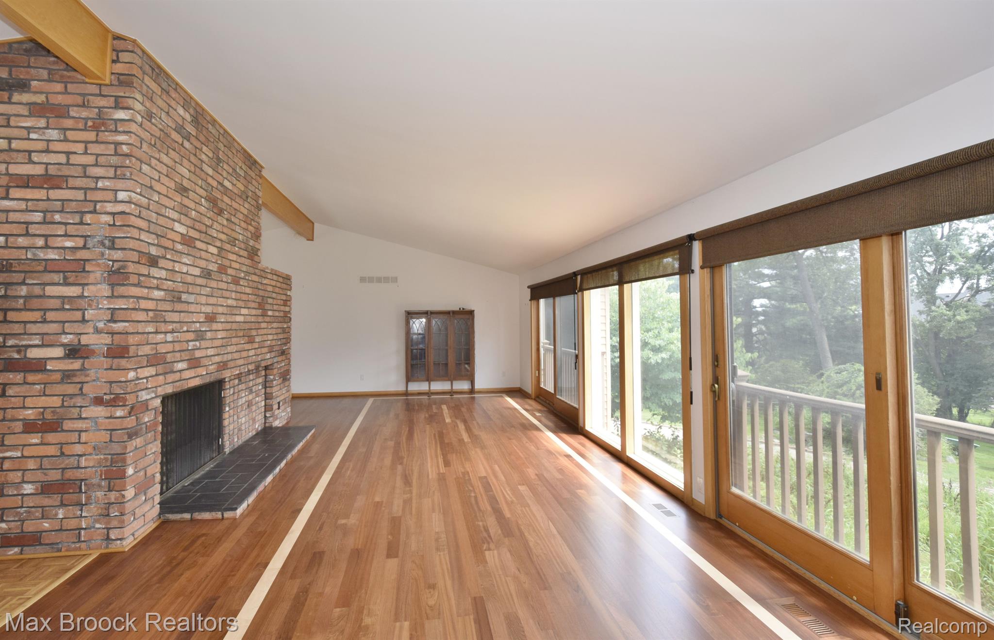 1615 Dutton Road Rochester, MI 48306 - Photo 8 of 50 Gallery Image 8