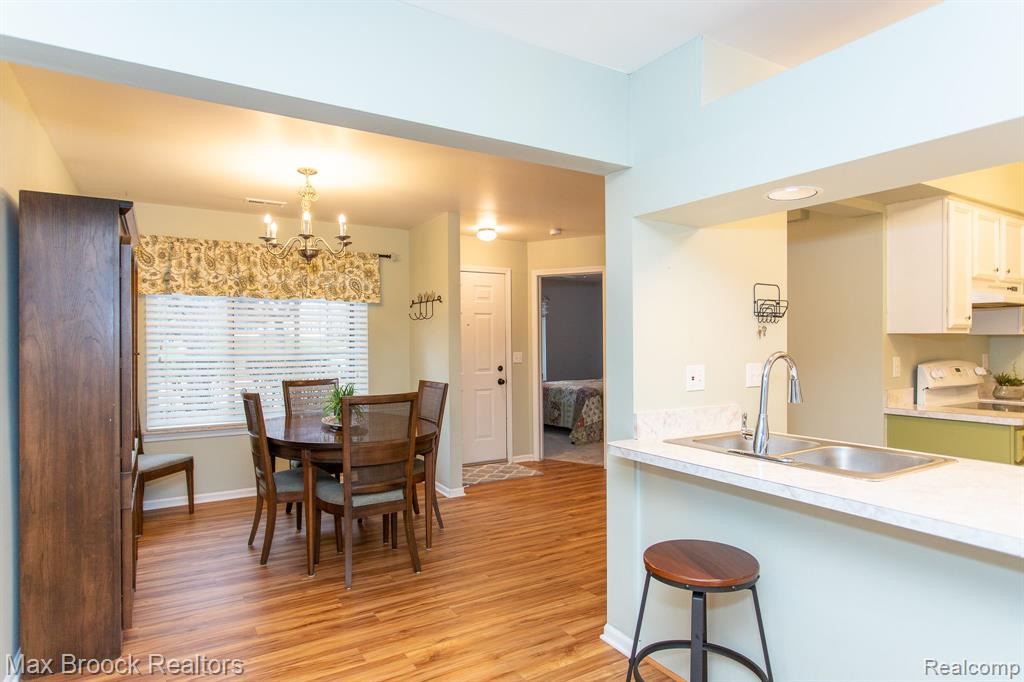 1501 Meadowside Drive Rochester Hills, MI 48307 - Photo 17 of 43