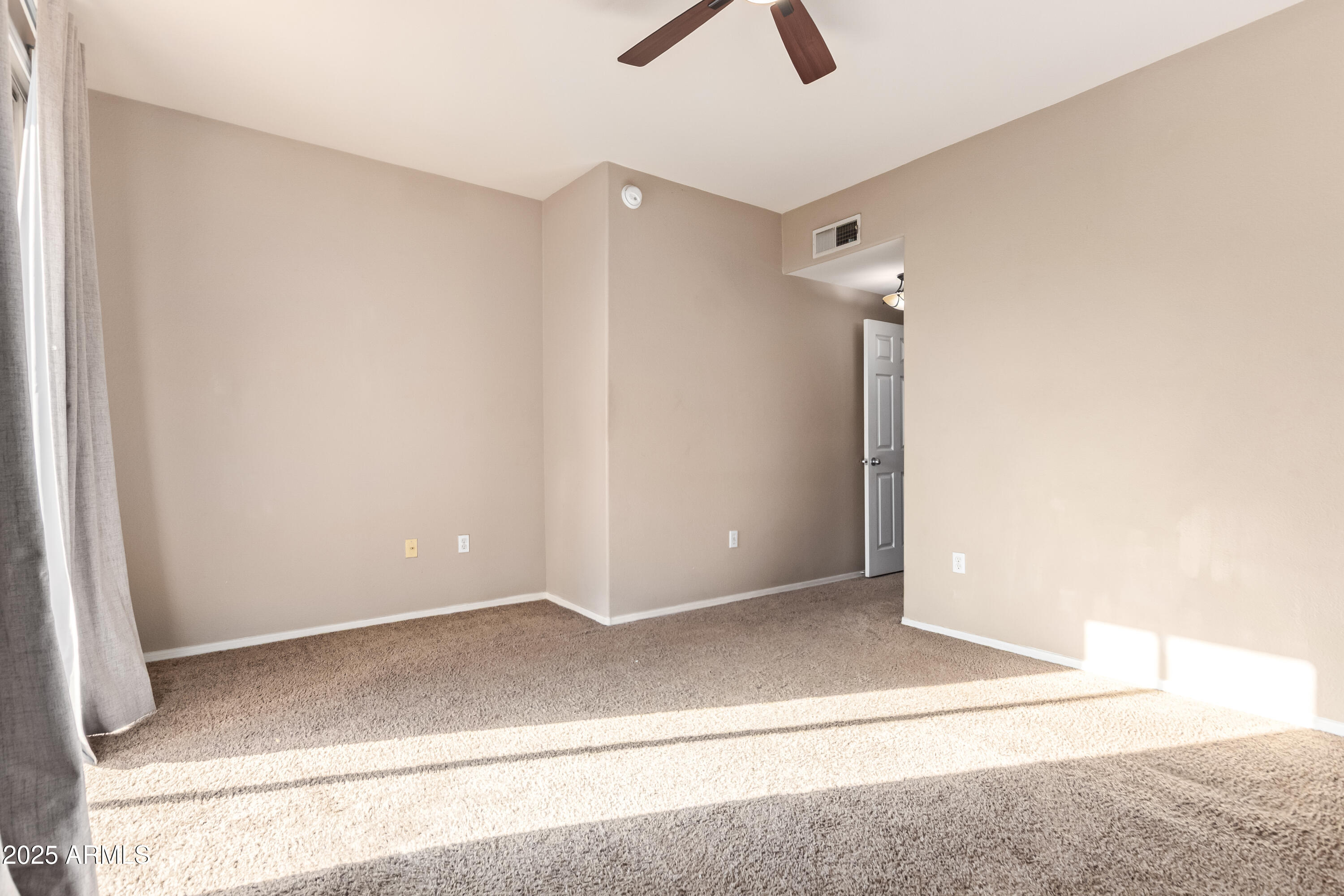 19777 North 76th Street, Unit 1337 Scottsdale, AZ 85255 - Photo 18 of 33 6938dd_14 - 76th