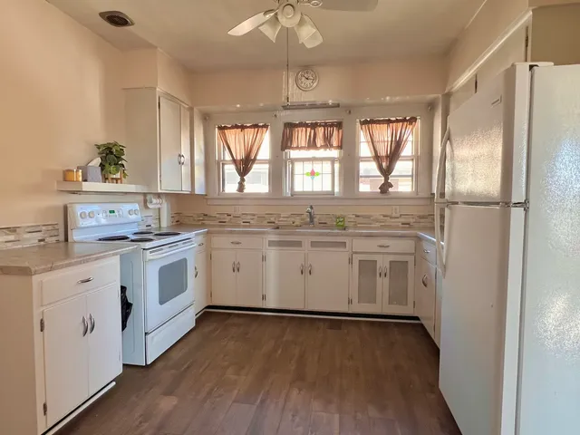 $1,750 | 702 North Raynor Avenue, Unit 2, Joliet, IL 60435