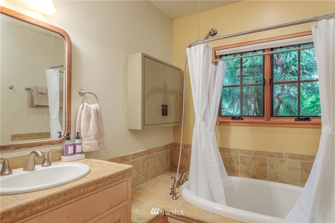 1051 Lopez Road Lopez Island, WA 98261 - Photo 19 of 39