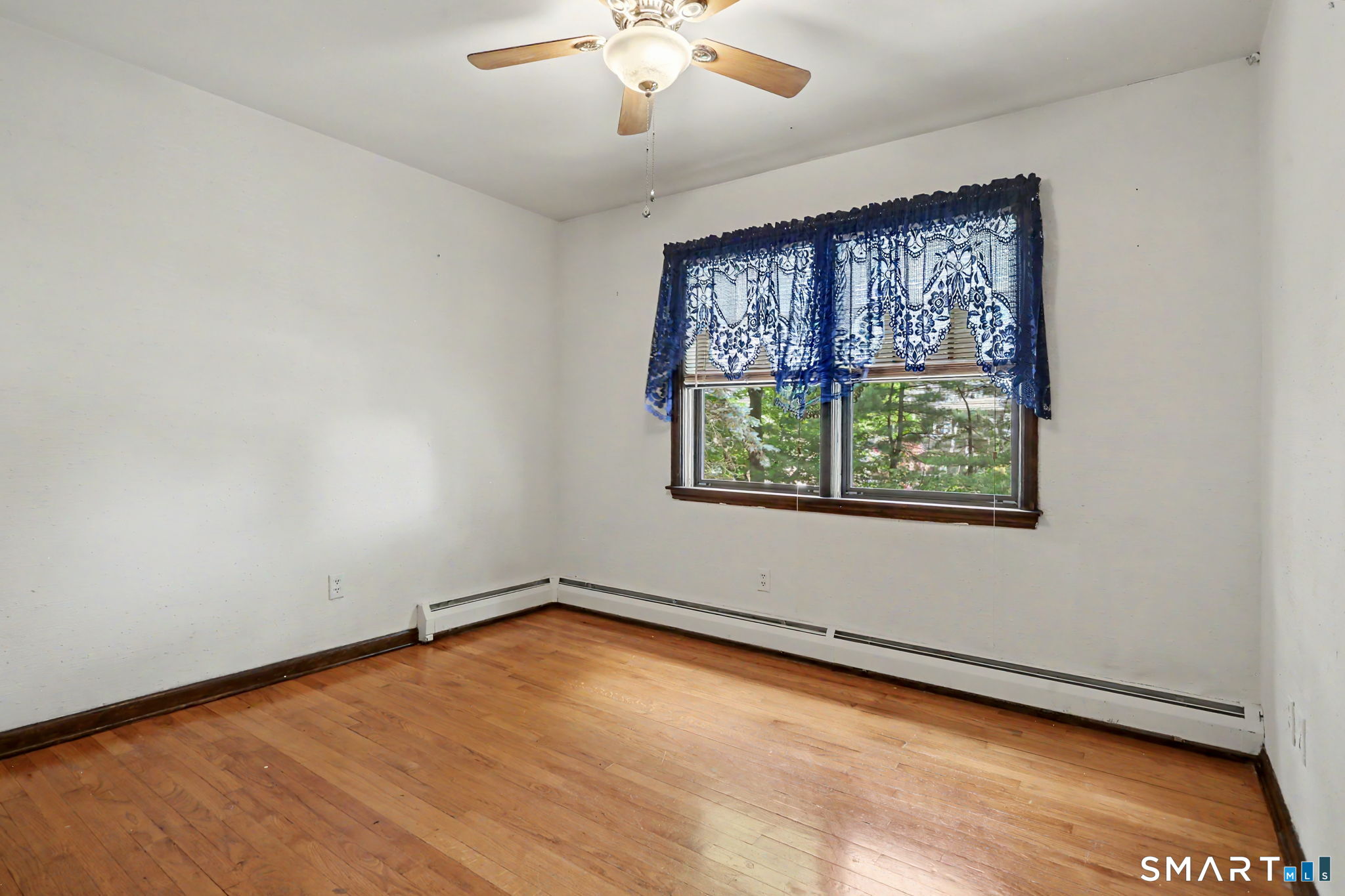 2010 Old Town Road Trumbull, CT 06611 - Photo 23 of 35